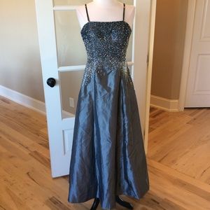 Nina Canacci Prom Pageant Full Length Dress Small